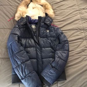 American Eagle puffer